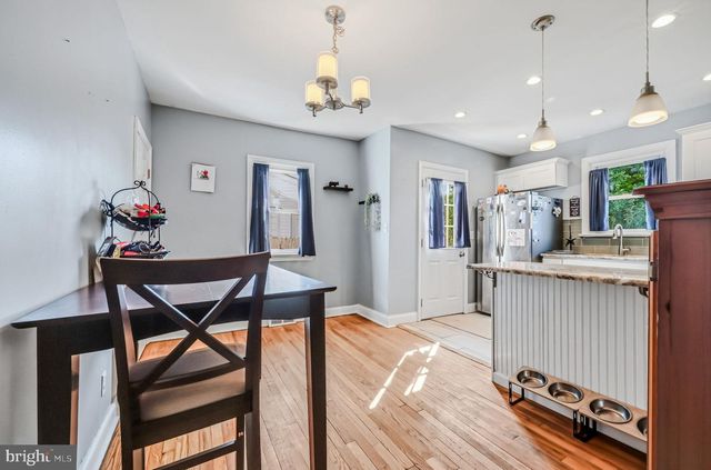 2304 HENLOPEN AVE, Wilmington, DE 19804