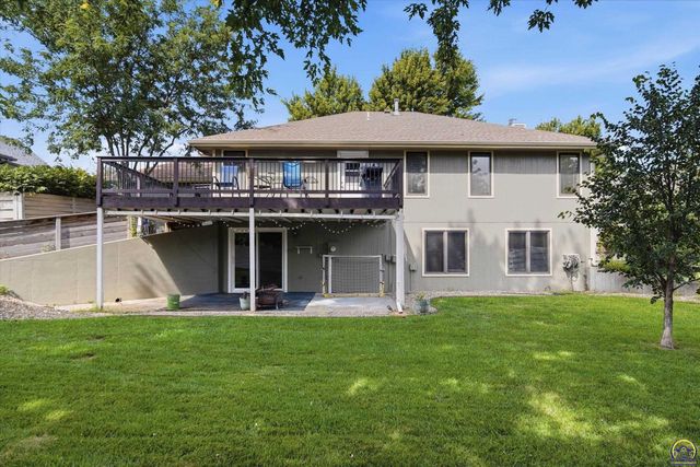 6024 SW 40th Ter, Topeka, KS 66610