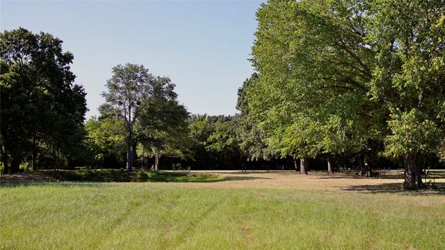 871 VZ County Road 2602, Wills Point, TX 75169