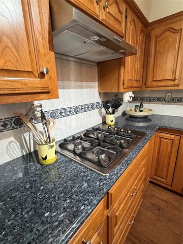 871 VZ County Road 2602, Wills Point, TX 75169