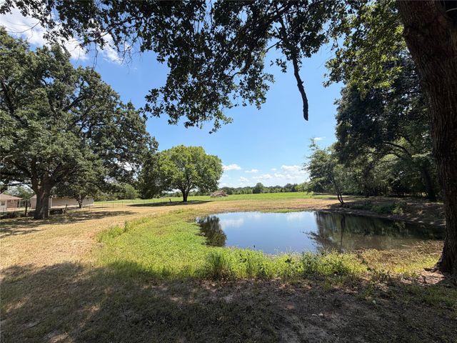 871 VZ County Road 2602, Wills Point, TX 75169