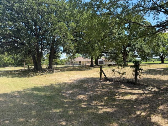 871 VZ County Road 2602, Wills Point, TX 75169