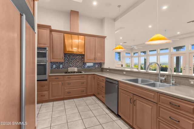 6884 Via Emma, Las Cruces, NM 88007