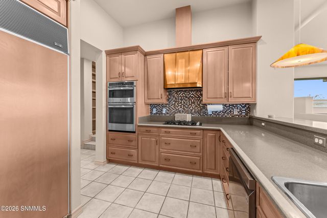 6884 Via Emma, Las Cruces, NM 88007