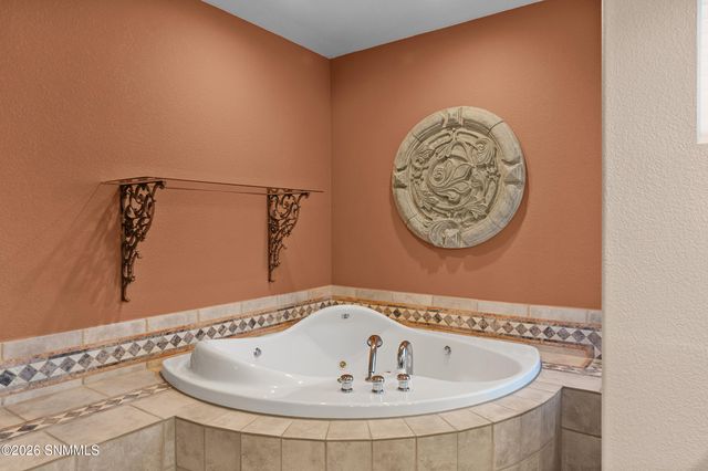 6884 Via Emma, Las Cruces, NM 88007