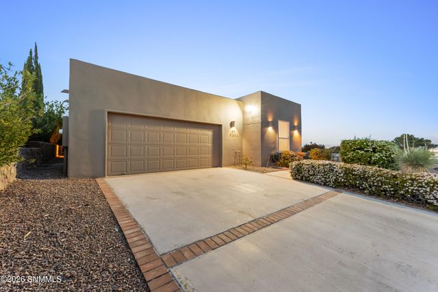 6884 Via Emma, Las Cruces, NM 88007