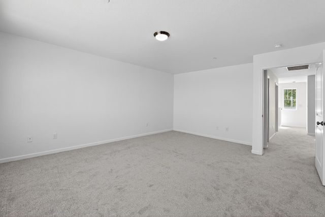 4076 Branigan Lake Way, Rancho Cordova, CA 95742