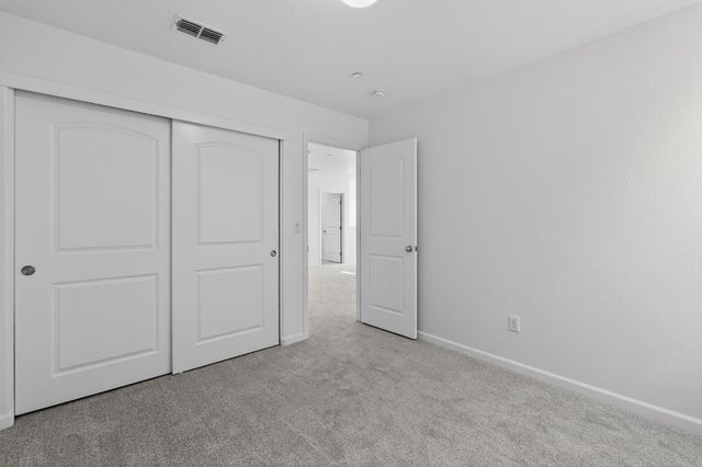 4076 Branigan Lake Way, Rancho Cordova, CA 95742