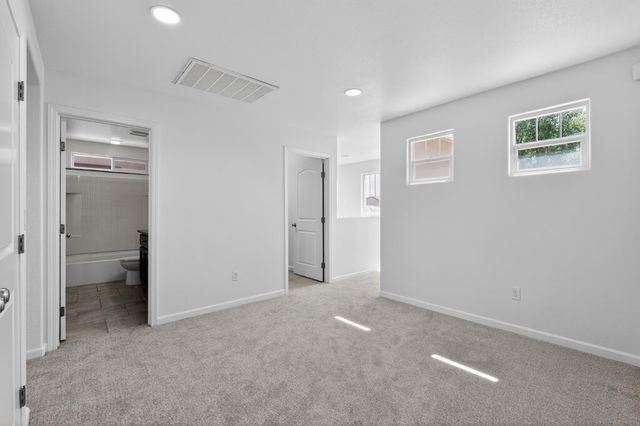 4076 Branigan Lake Way, Rancho Cordova, CA 95742