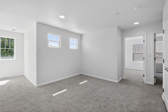 4076 Branigan Lake Way, Rancho Cordova, CA 95742