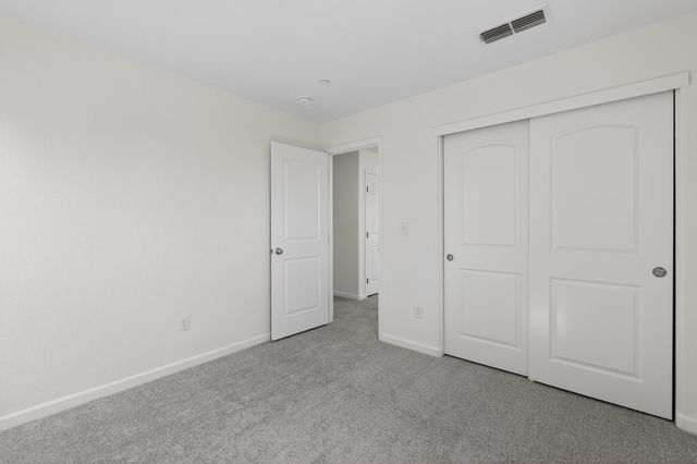 4076 Branigan Lake Way, Rancho Cordova, CA 95742