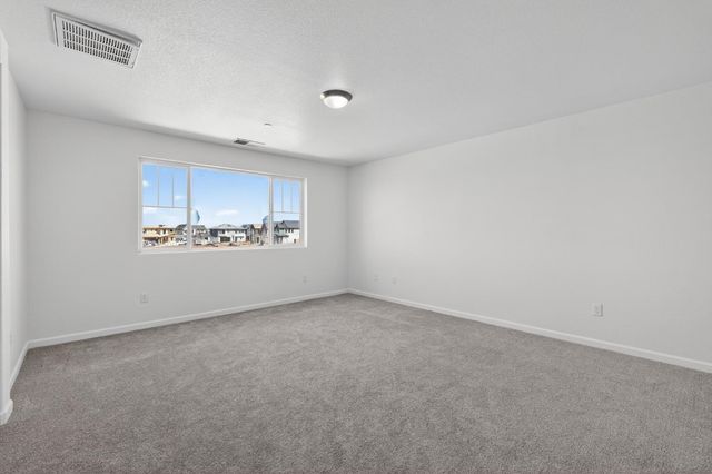 4076 Branigan Lake Way, Rancho Cordova, CA 95742