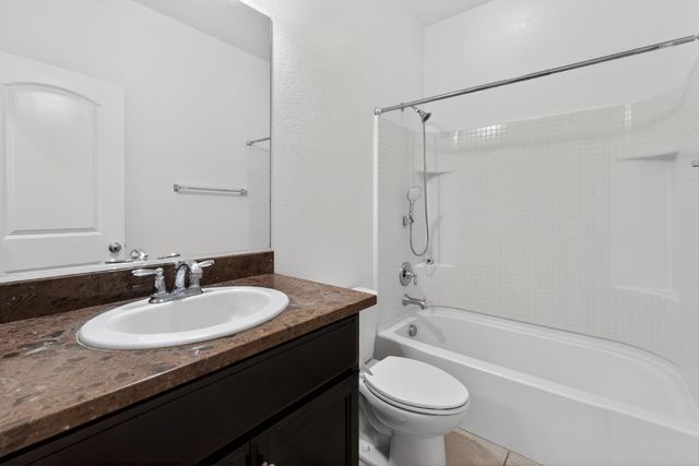 4076 Branigan Lake Way, Rancho Cordova, CA 95742