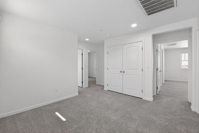 4076 Branigan Lake Way, Rancho Cordova, CA 95742
