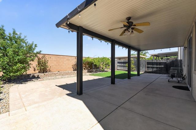 4076 Branigan Lake Way, Rancho Cordova, CA 95742