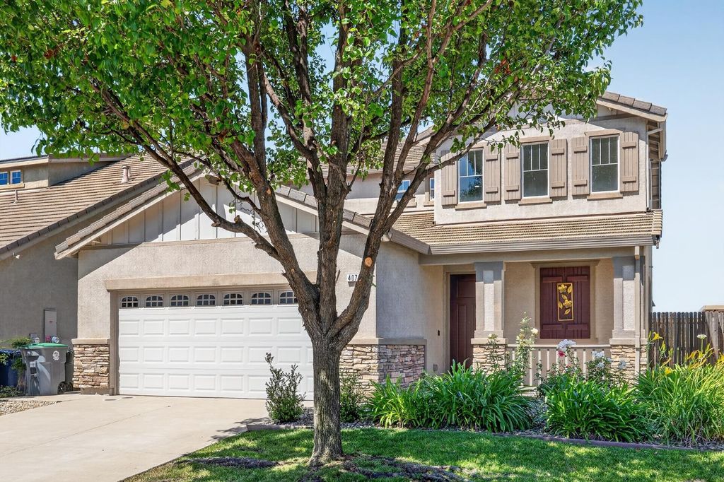 4076 Branigan Lake Way, Rancho Cordova, CA 95742