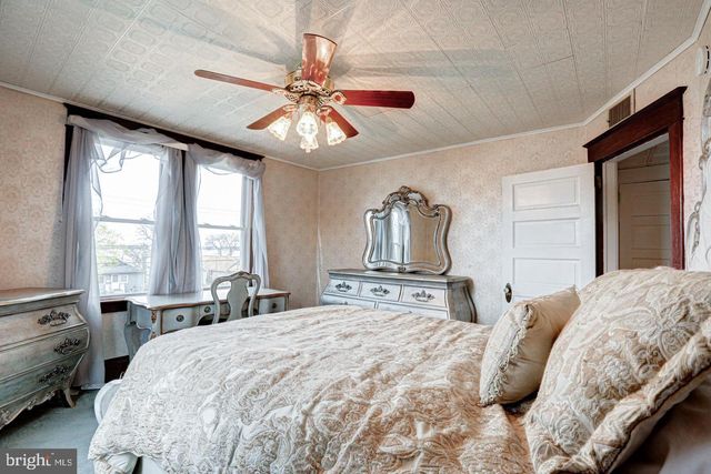 110 N RIVER DR, Pennsville, NJ 08070