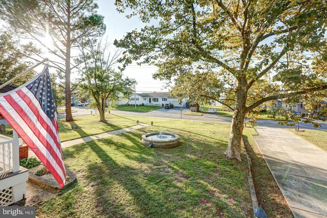 110 N RIVER DR, Pennsville, NJ 08070