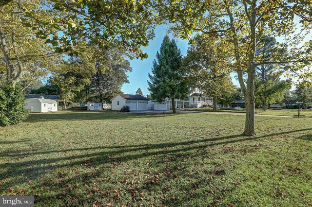 110 N RIVER DR, Pennsville, NJ 08070