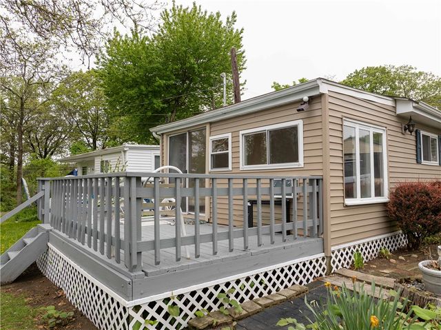 46 E Andrew Comstock Road, Warwick, RI 02886