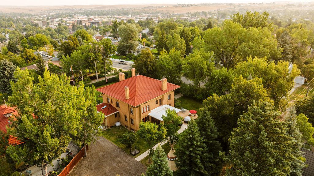 610 S Jefferson Street, Sheridan, WY 82801 photo 2