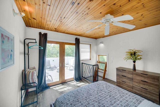 12 Tryon Farm Lane, Michigan City, IN 46360