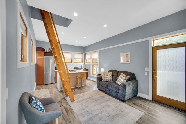 12 Tryon Farm Lane, Michigan City, IN 46360