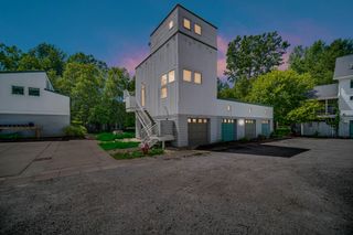 12 Tryon Farm Lane, Michigan City, IN 46360