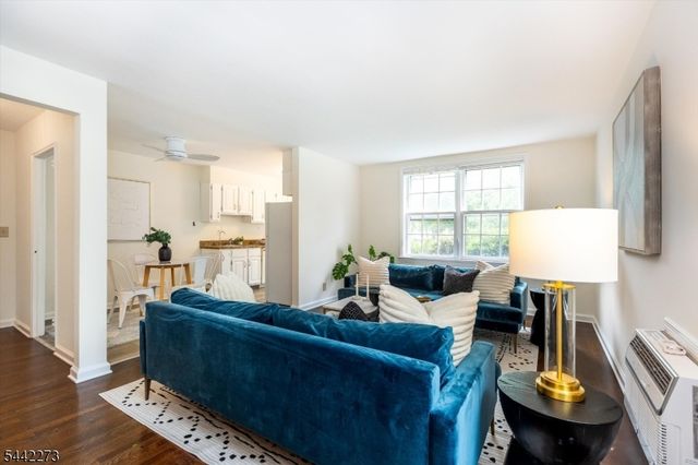 101 Gates Ave 4, Montclair Twp., NJ 07042
