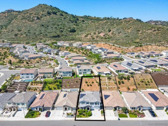 3029 Via De Todos Santos, Fallbrook, CA 92028