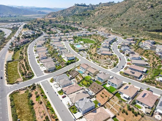 3029 Via De Todos Santos, Fallbrook, CA 92028