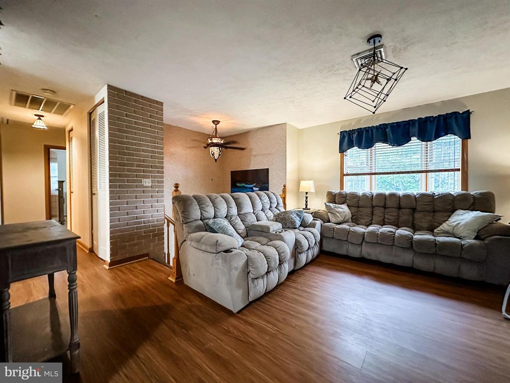 15104 TRULY DR SW, Cresaptown, MD 21502