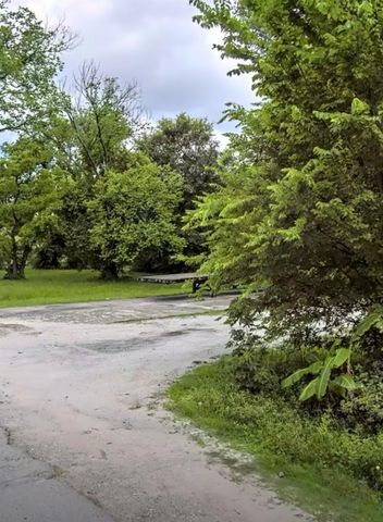 1038 Wall Street, Houston, TX 77088