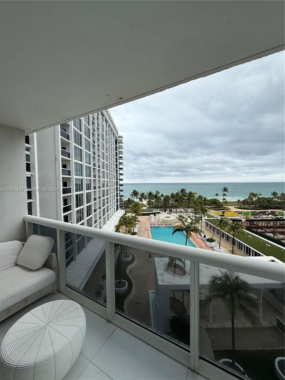 10275 Collins Ave 619, Bal Harbour, FL 33154