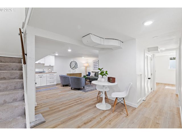 3521 Ne 69TH Ave, Portland, OR 97213