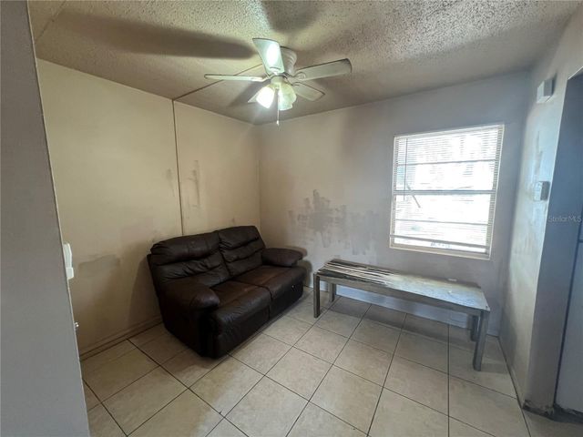 914 SW 8TH AVENUE 44, Gainesville, FL 32601