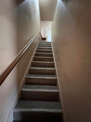 914 SW 8TH AVENUE 44, Gainesville, FL 32601