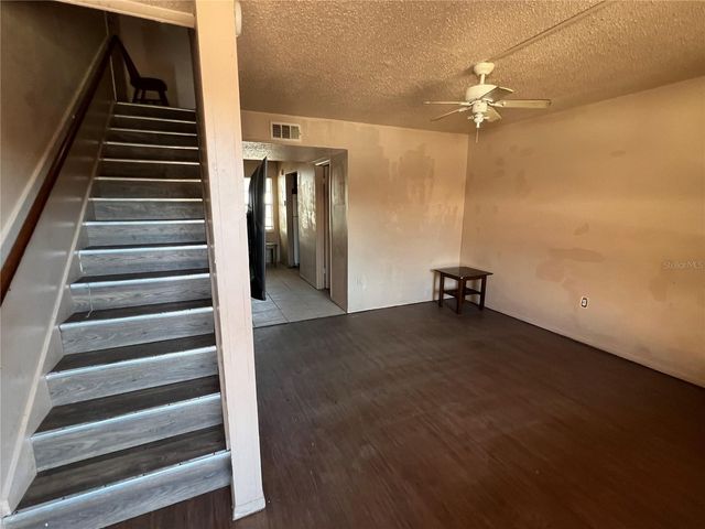 914 SW 8TH AVENUE 44, Gainesville, FL 32601