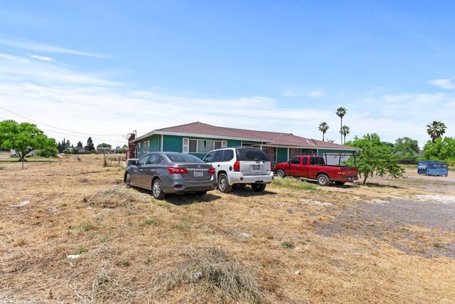 8240 Elk Grove Florin Rd, Sacramento, CA 95829