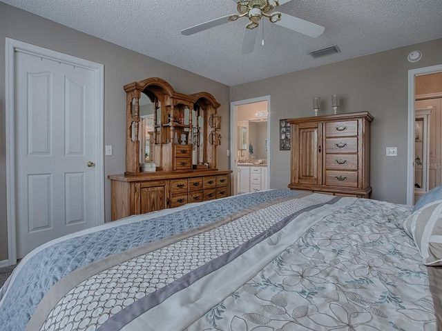 3067 SOUTHERN TRACE, The Villages, FL 32162