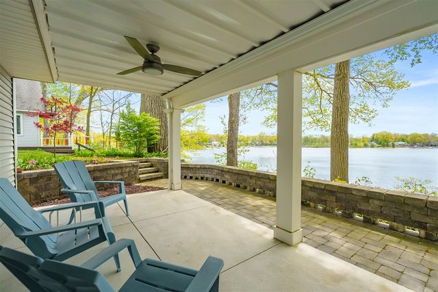28015 North Street, Gobles, MI 49055