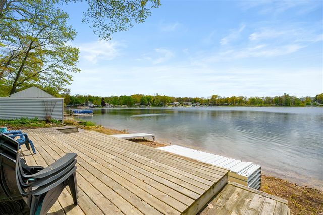 28015 North Street, Gobles, MI 49055