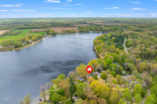 28015 North Street, Gobles, MI 49055