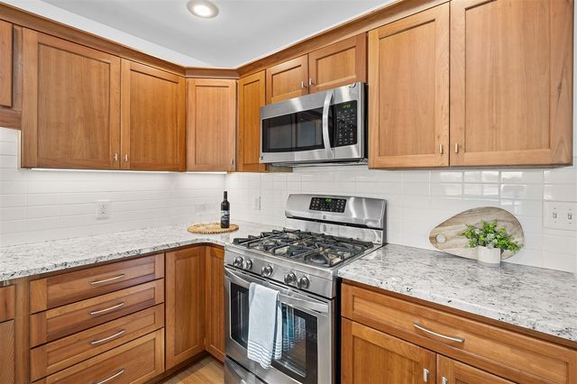 28015 North Street, Gobles, MI 49055