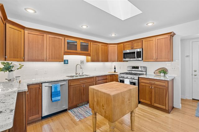 28015 North Street, Gobles, MI 49055