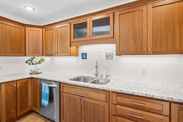 28015 North Street, Gobles, MI 49055