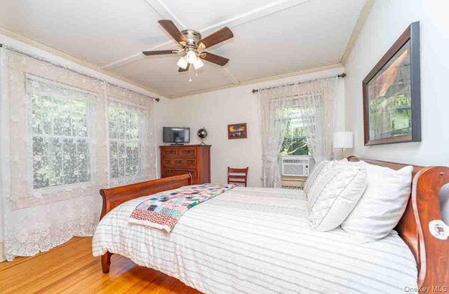 145 Drake Road, Pleasant Valley, NY 12569