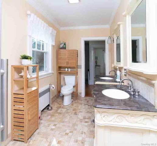 145 Drake Road, Pleasant Valley, NY 12569