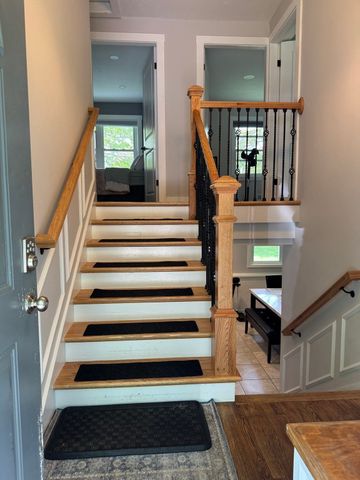 137 Pierce St, West Boylston, MA 01583