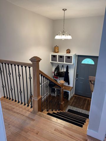 137 Pierce St, West Boylston, MA 01583